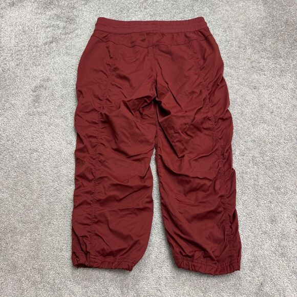 The North Face Aphrodite 2.0 Capri Pants Womens Medium Red Ruched Outdoor Hiking - Picture 2 of 15